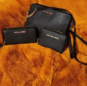 MICHAEL KORS SET